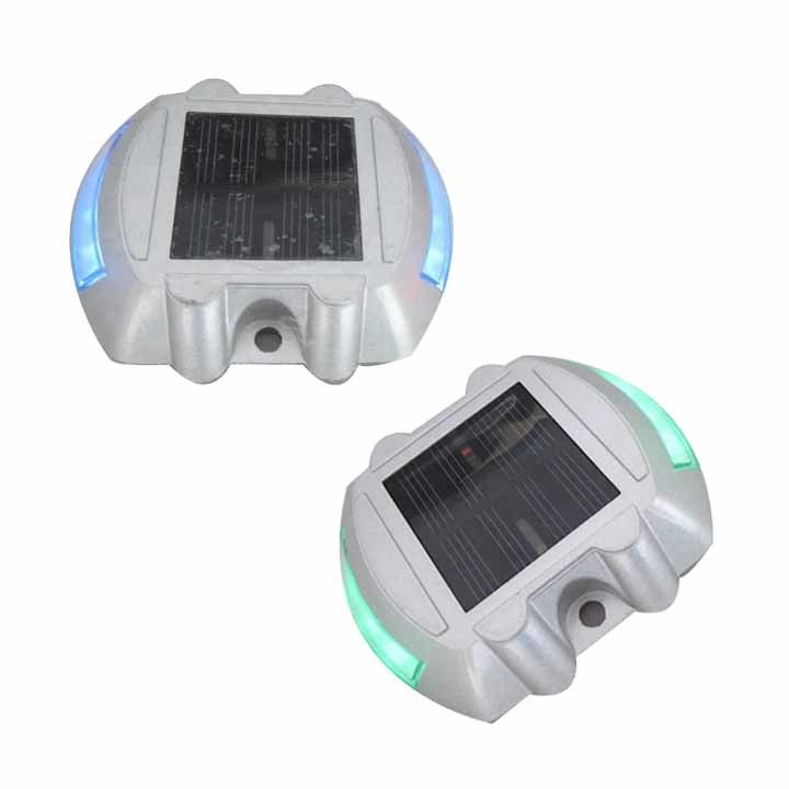 Alta visibilidad Ojos de gato solares Estrada de perchas Alto brillo LED para la seguridad vial