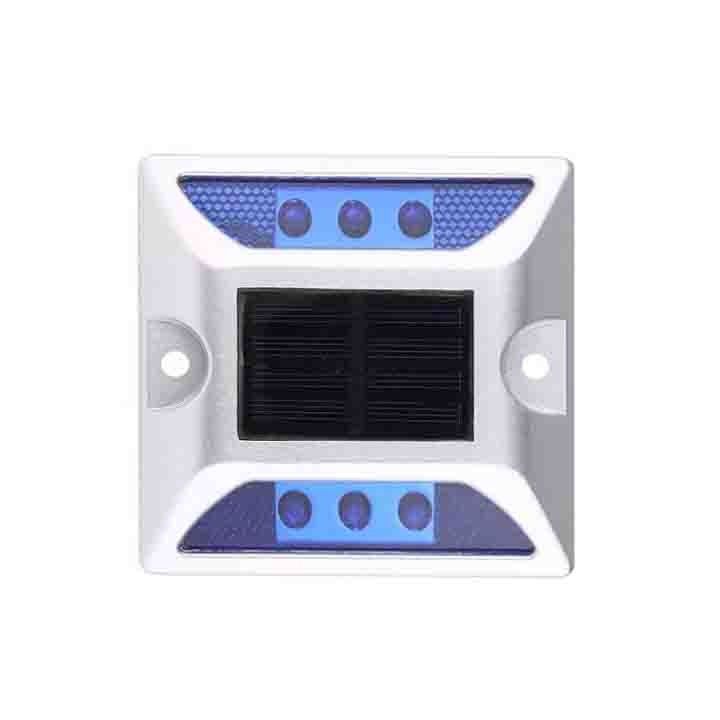 Reflectores de la carretera LED de energía solar Marcador de la entrada de la carretera LED solar parpadeantes de la carretera