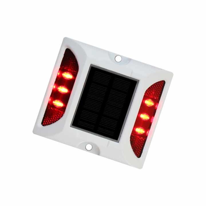40T Capacidad de carga Rodillos LED solares IP68 impermeable Rodillos de carretera de ojos de gato elevados