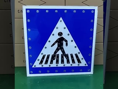 Signos de tránsito solares de alta visibilidad Signo de cruce peatonal LED con energía solar